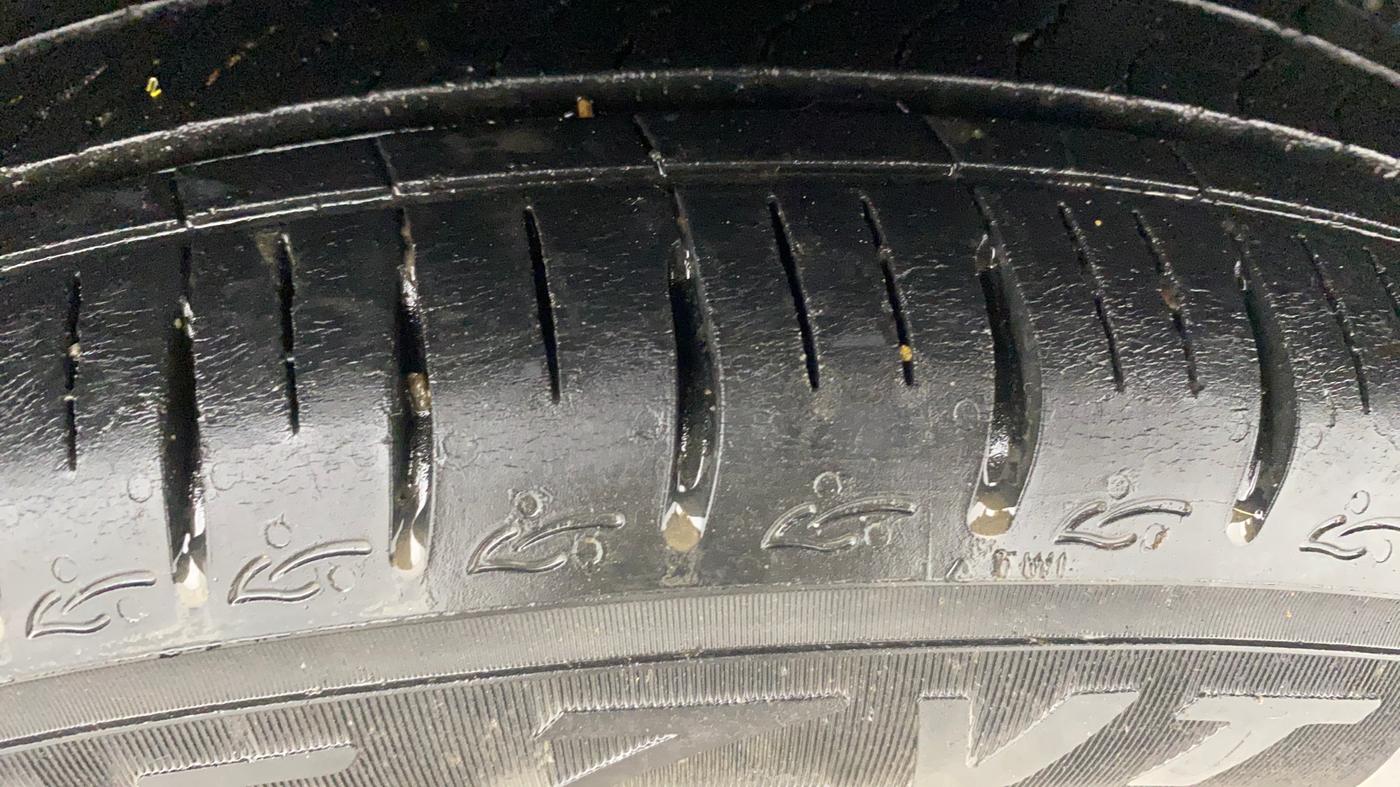 2023 Hyundai AURA SX PLUS 1.2 AMT, Petrol, Automatic, 20,216 km, Left Rear Tyre Tread
