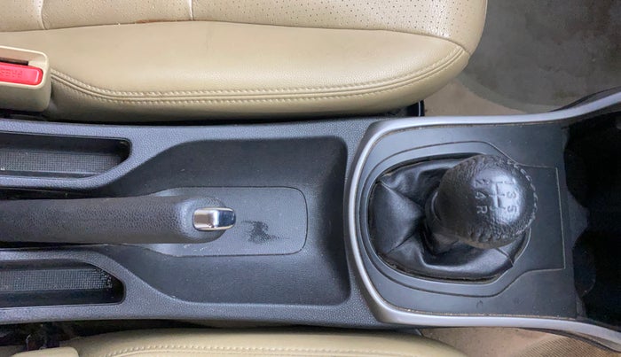 2016 Honda City 1.5L I-VTEC VX, Petrol, Manual, 79,829 km, Gear Lever