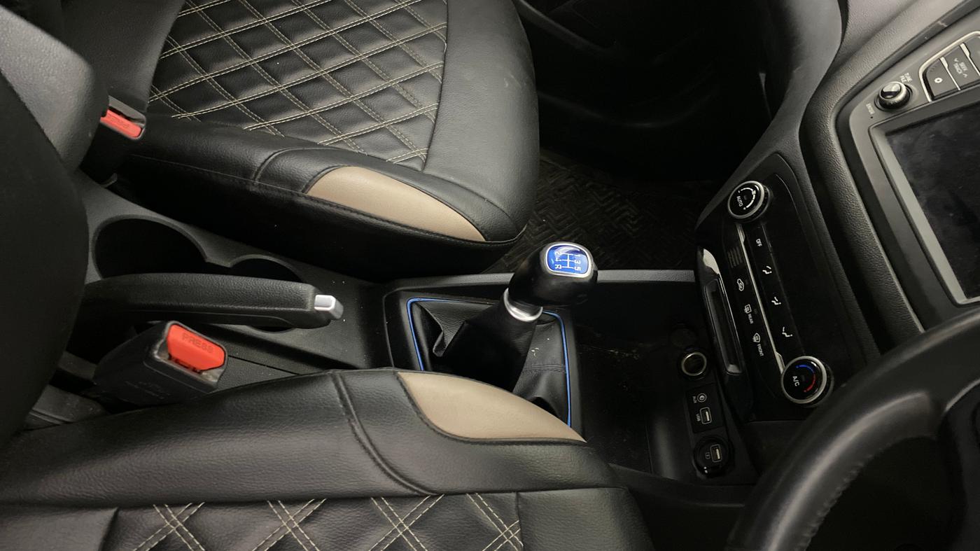 2019 Hyundai i20 Active 1.2 SX, Petrol, Manual, 44,604 km, Gear Lever