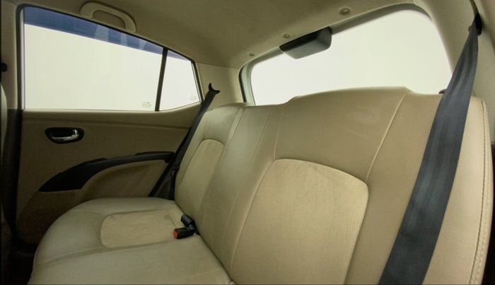 2012 Hyundai i10 MAGNA 1.2, Petrol, Manual, 1 km, Right Side Rear Door Cabin