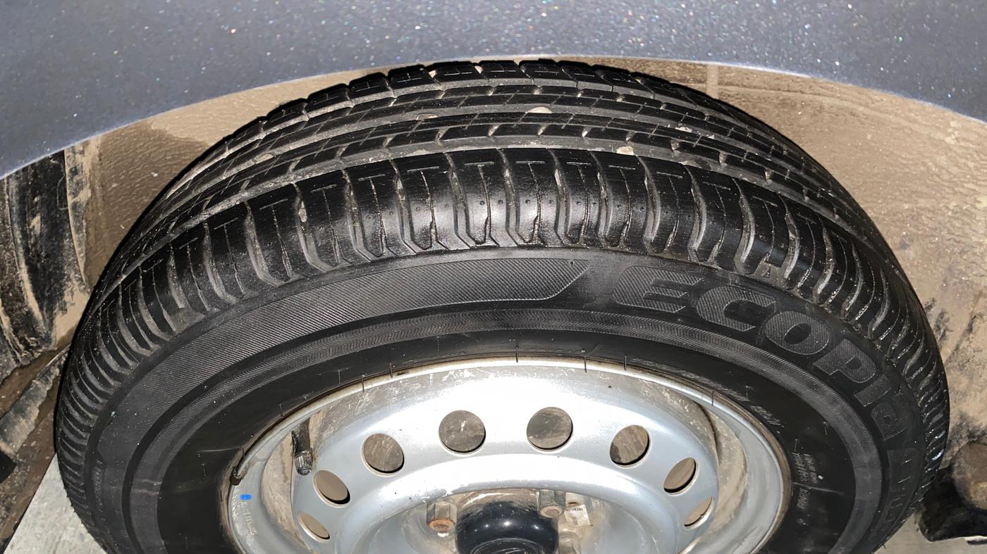 2023 Tata ALTROZ XE PLUS PETROL, Petrol, Manual, 5,171 km, Right Rear Tyre Tread