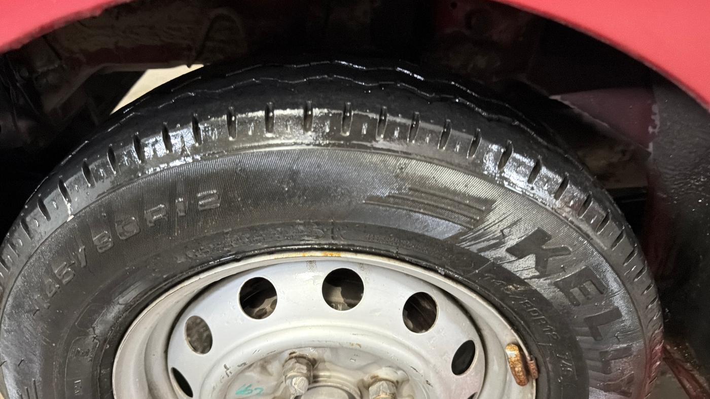 2015 Hyundai Eon D-LITE, Petrol, Manual, 74,713 km, Right Rear Tyre Tread
