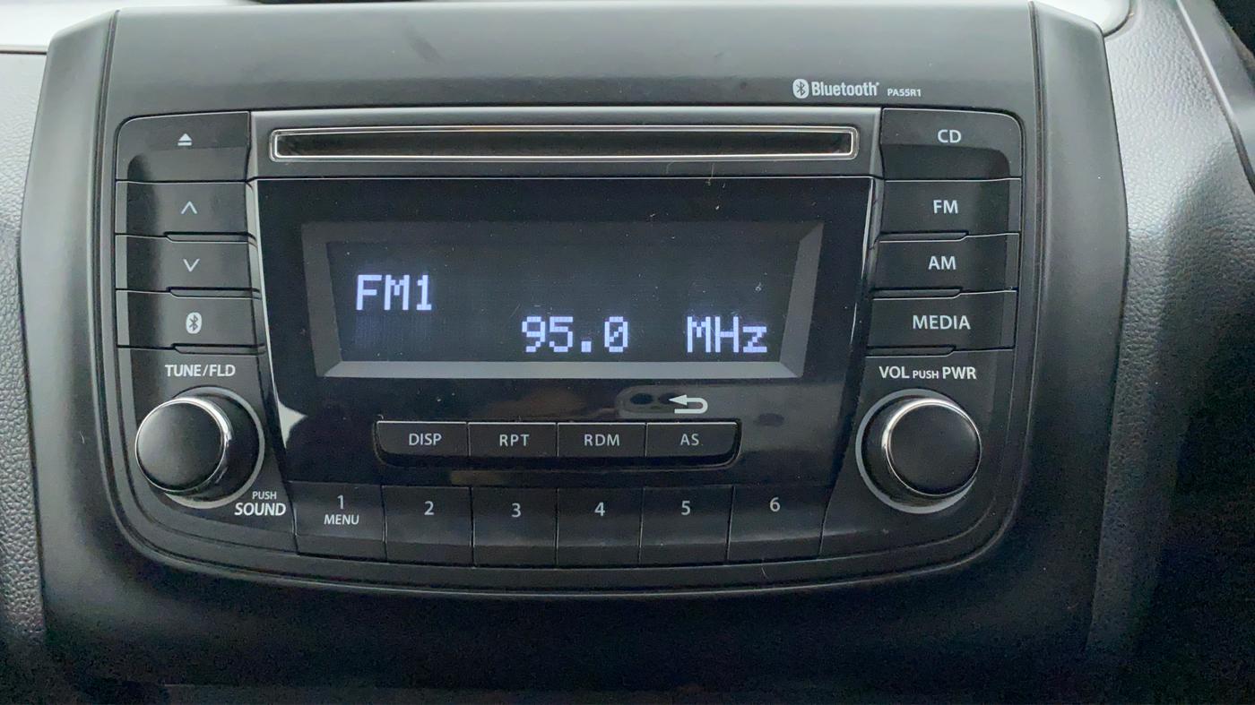 2018 Maruti Swift VDI, Diesel, Manual, 74,585 km, Infotainment System