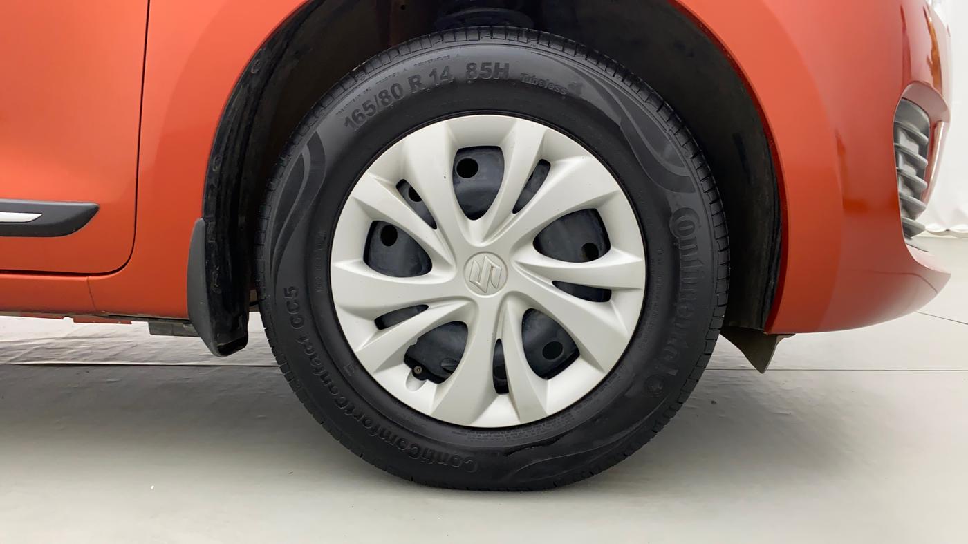 2018 Maruti Swift VDI, Diesel, Manual, 74,585 km, Right Front Tyre