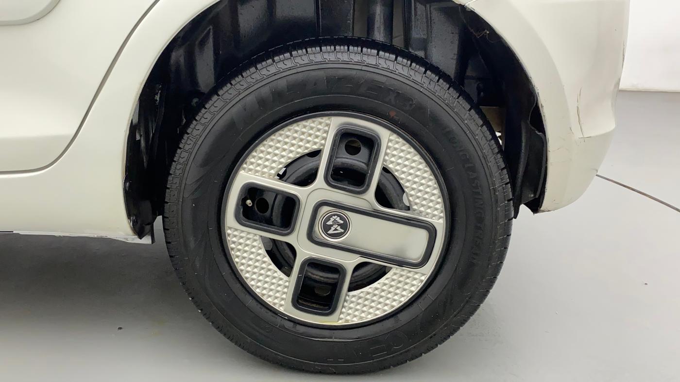 2012 Maruti Swift VDI, Diesel, Manual, 70,797 km, Left Rear Wheel