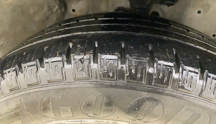 2014 Honda CRV 2.0L I-VTEC 2WD AT, Petrol, Automatic, 98,275 km, Right Front Tyre Tread
