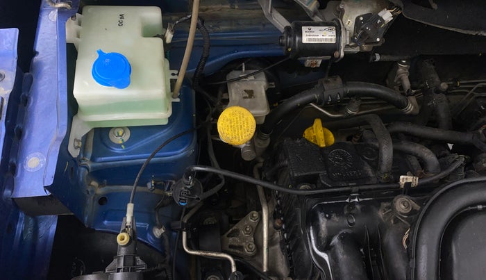 2019 Renault Kwid CLIMBER 1.0 AMT, Petrol, Automatic, 43,137 km, Engine View - Right