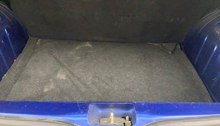 2019 Renault Kwid CLIMBER 1.0 AMT, Petrol, Automatic, 43,137 km, Boot Inside