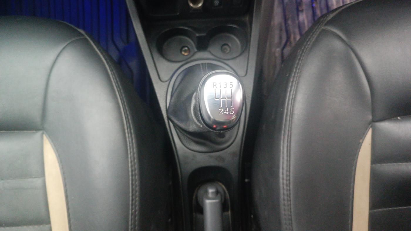 2020 Renault Duster RXS 1.3 TURBO PETROL MT, Petrol, Manual, 53,156 km, Gear Lever