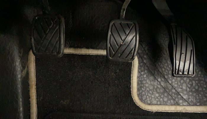 2019 Maruti Vitara Brezza VDI, Diesel, Manual, 68,698 km, Pedals