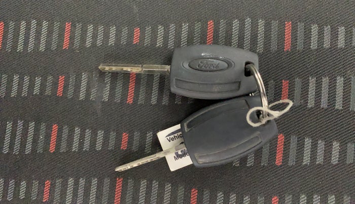 2016 Ford New Figo AMBIENTE 1.2 PETROL, Petrol, Manual, 46,895 km, Key Close Up