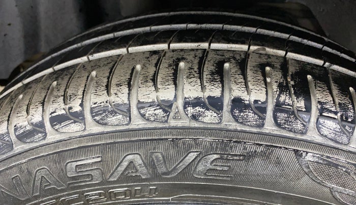 2016 Ford New Figo AMBIENTE 1.2 PETROL, Petrol, Manual, 46,895 km, Right Rear Tyre Tread