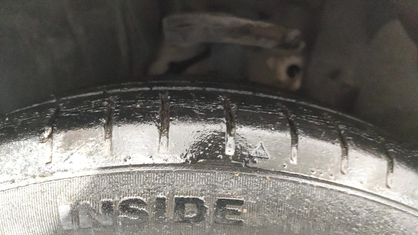 2020 Tata ALTROZ XZ PETROL, Petrol, Manual, 68,596 km, Left Front Tyre Tread