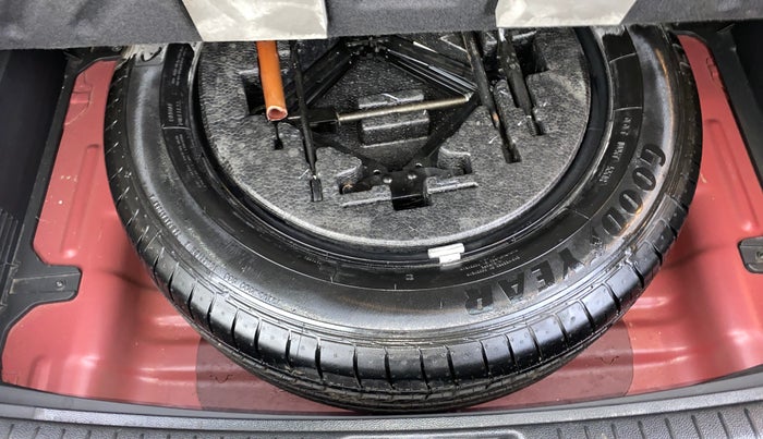 2017 Hyundai Creta SX PLUS AT 1.6 PETROL, Petrol, Automatic, 76,361 km, Spare Tyre