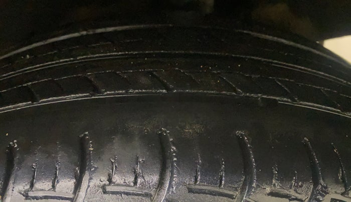 2019 Maruti Baleno DELTA PETROL 1.2, Petrol, Manual, 56,710 km, Left Rear Tyre Tread