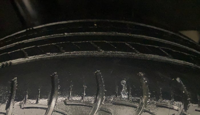 2019 Maruti Baleno DELTA PETROL 1.2, Petrol, Manual, 56,710 km, Right Rear Tyre Tread