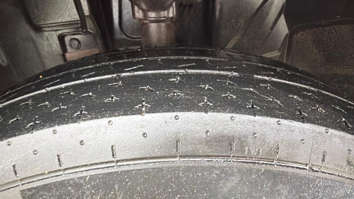 2019 Datsun Redi Go S 1.0, Petrol, Manual, 24,800 km, Left Front Tyre Tread