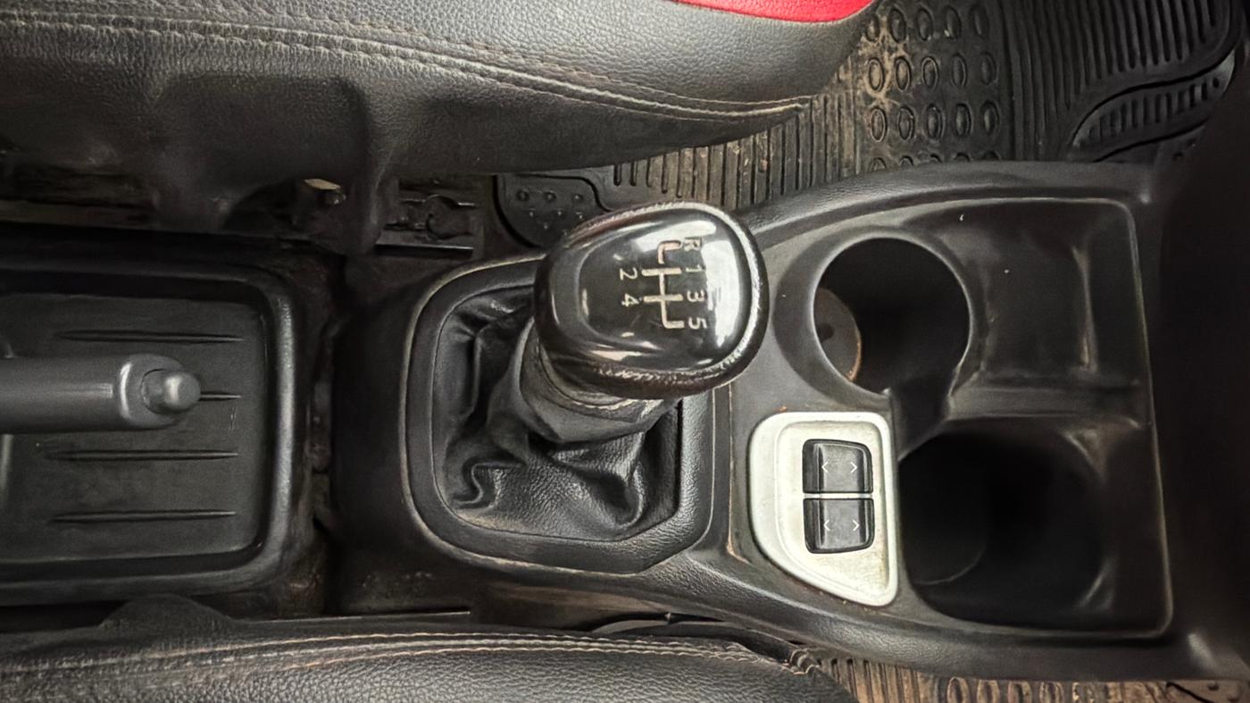2019 Datsun Redi Go S 1.0, Petrol, Manual, 24,800 km, Gear Lever