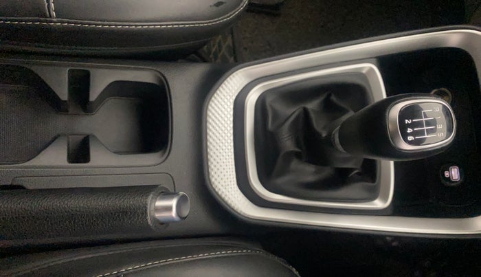 2022 KIA SONET HTX 1.0 IMT, Petrol, Manual, 41,709 km, Gear Lever