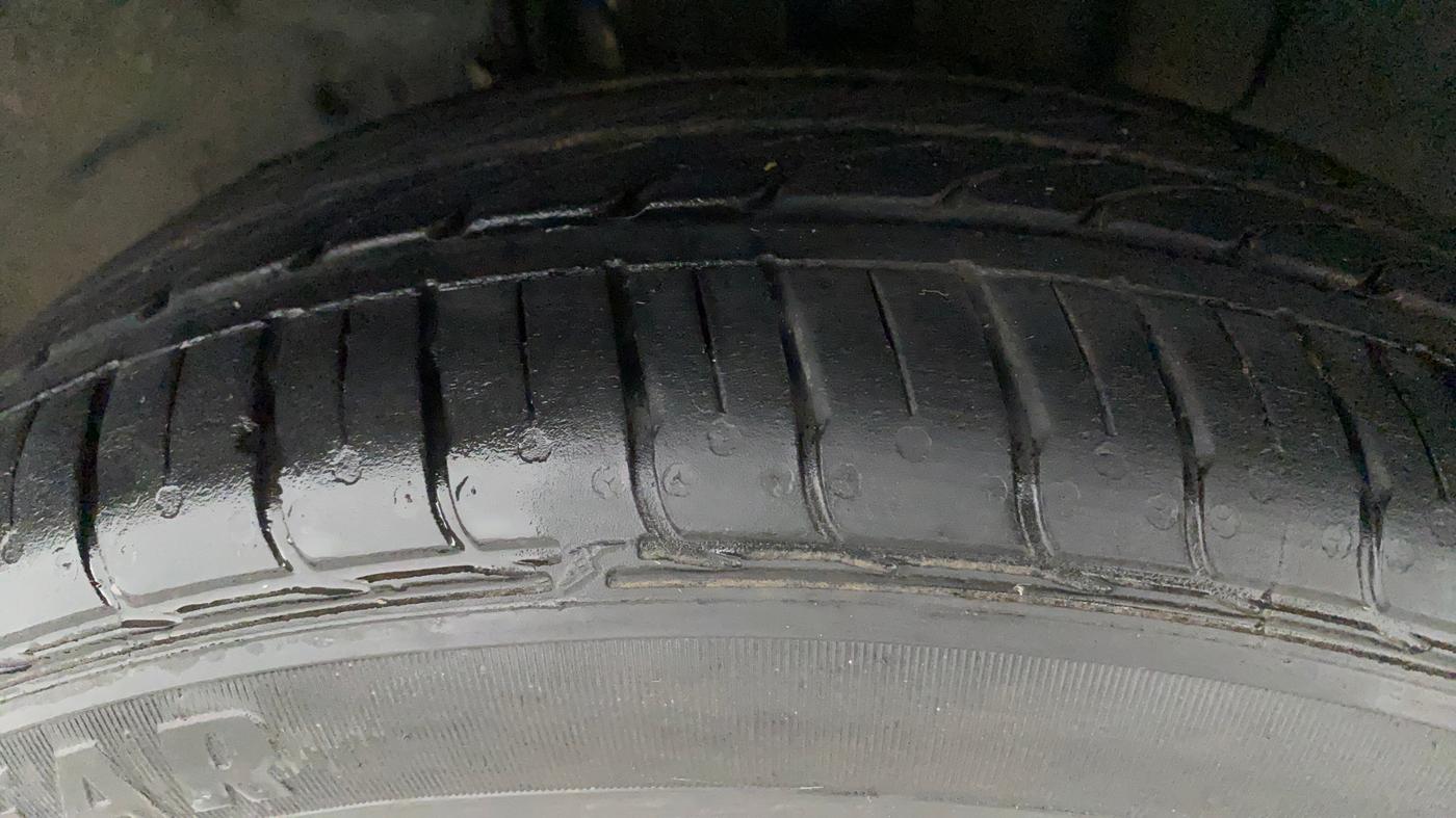 2021 Tata Tiago XZ PLUS PETROL, Petrol, Manual, 14,009 km, Left Front Tyre Tread