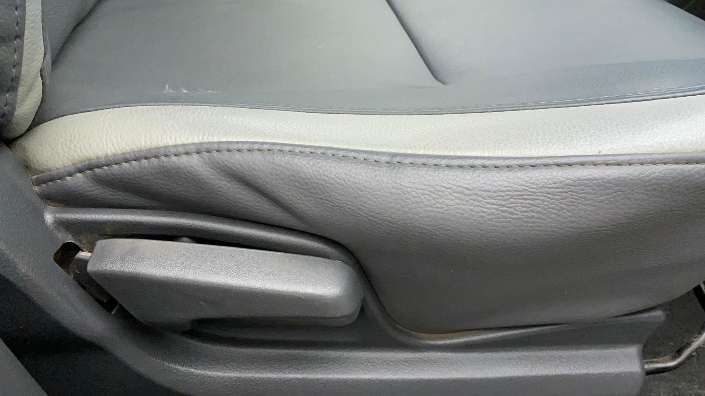 2011 Maruti Swift Dzire VXI, Petrol, Manual, 61,266 km, Driver Side Adjustment Panel