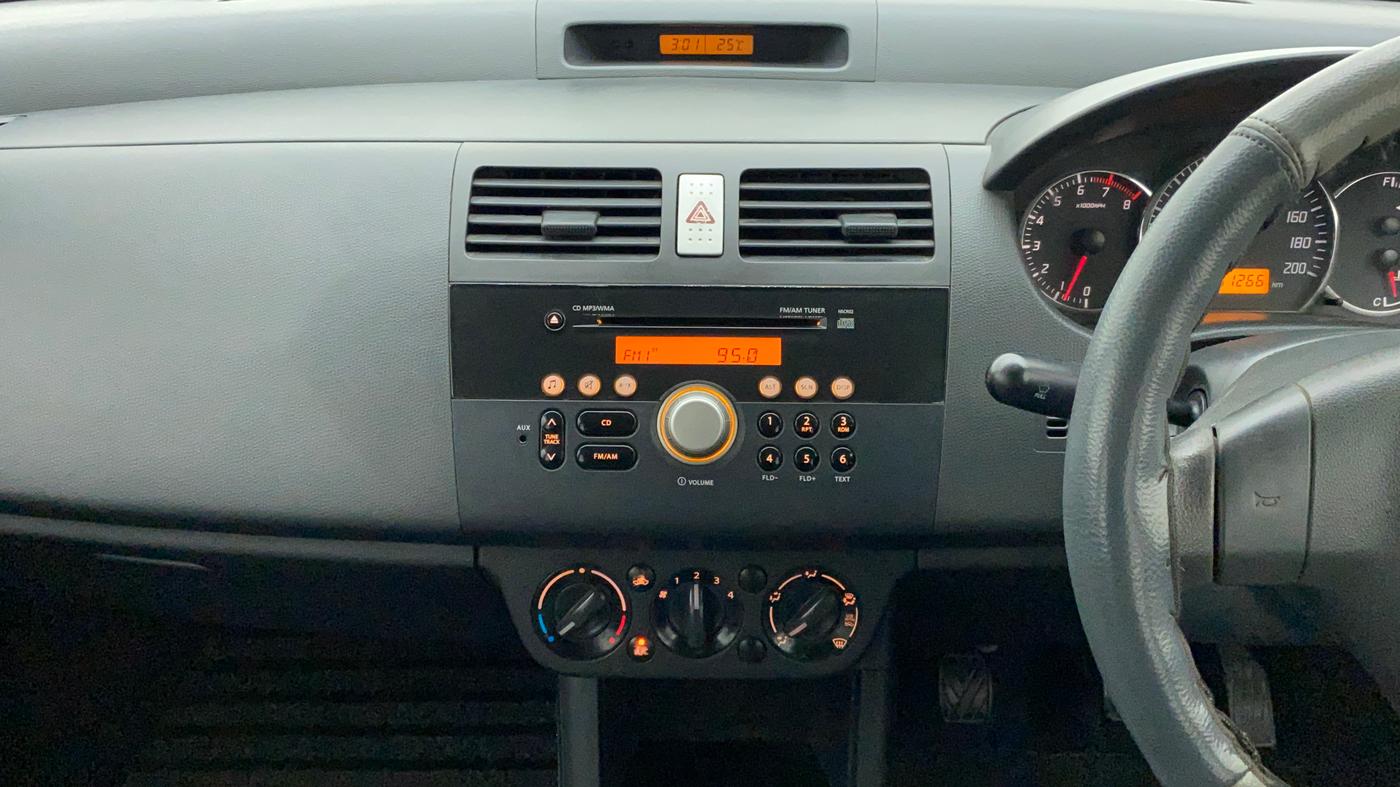 2011 Maruti Swift Dzire VXI, Petrol, Manual, 61,266 km, Air Conditioner