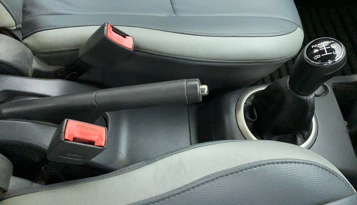 2011 Maruti Swift Dzire VXI, Petrol, Manual, 61,266 km, Gear Lever