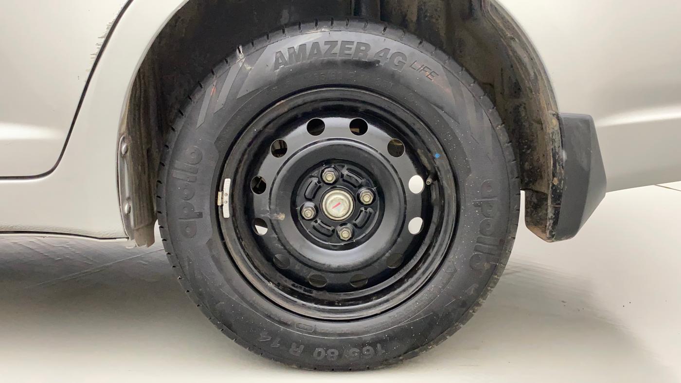 2011 Maruti Swift Dzire VXI, Petrol, Manual, 61,266 km, Left Rear Wheel