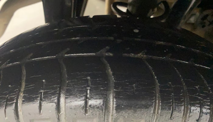 2016 Maruti Alto 800 VXI, Petrol, Manual, 44,829 km, Right Rear Tyre Tread