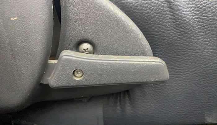 2016 Maruti Alto 800 VXI, Petrol, Manual, 44,829 km, Driver Side Adjustment Panel