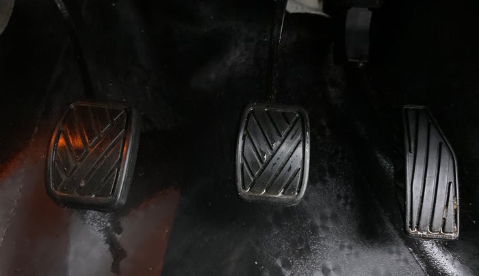 2018 Maruti Baleno ZETA PETROL 1.2, CNG, Manual, 53,715 km, Pedals