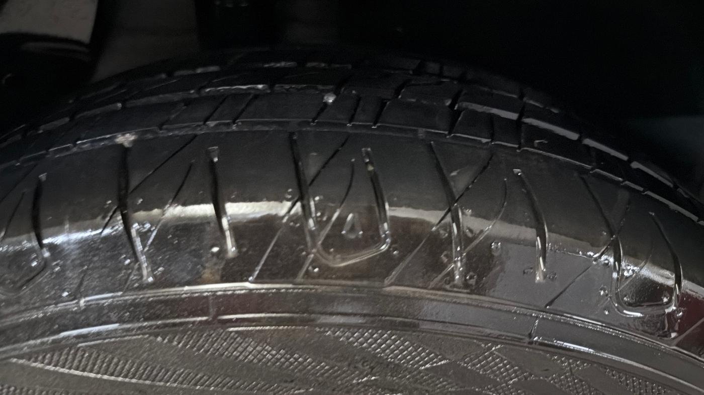 2017 Hyundai Creta SX PLUS 1.6 PETROL, Petrol, Manual, 82,630 km, Right Rear Tyre Tread