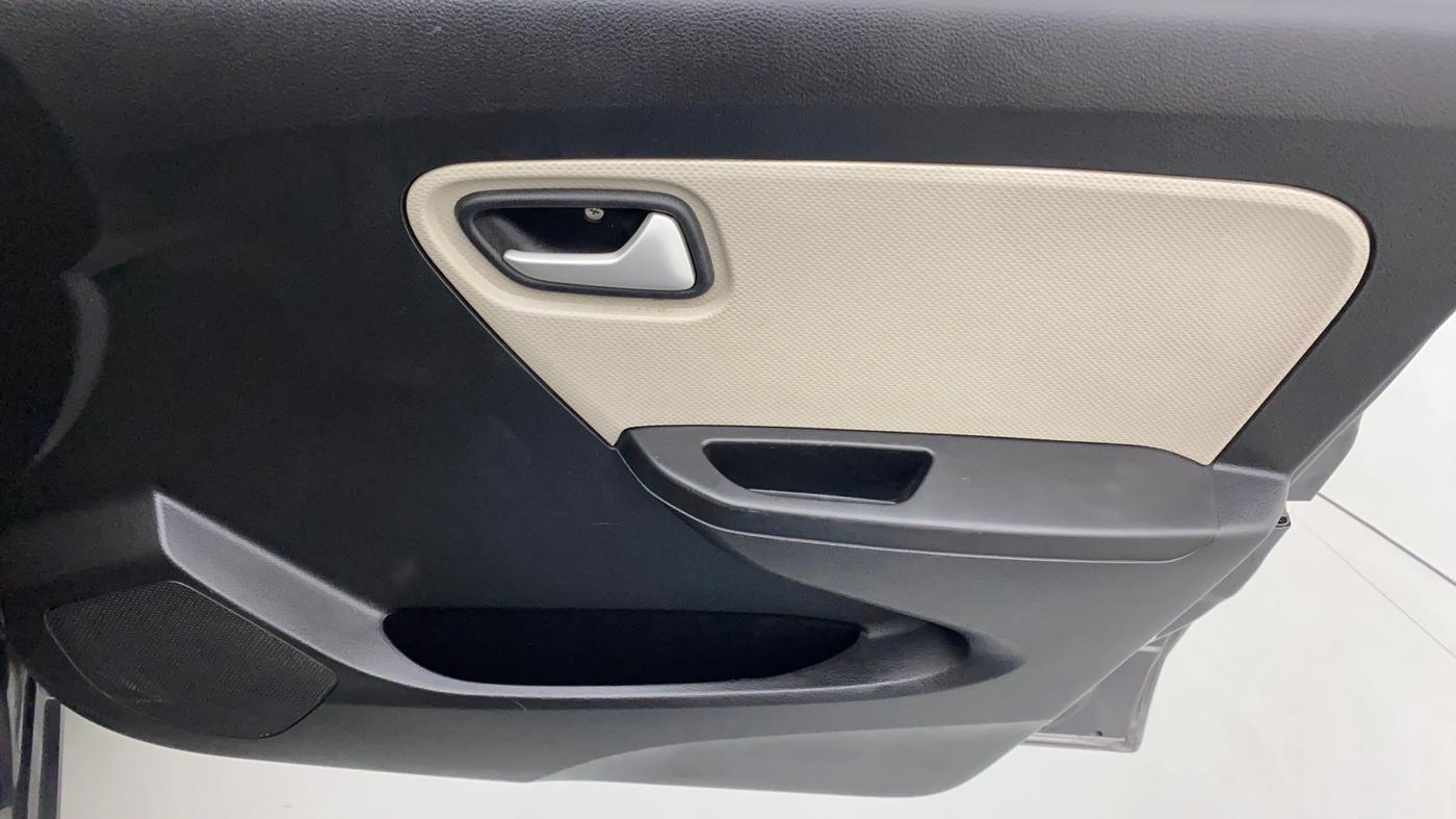 2021 Maruti Alto VXI PLUS, Petrol, Manual, 31,117 km, Driver Side Door Panels Control