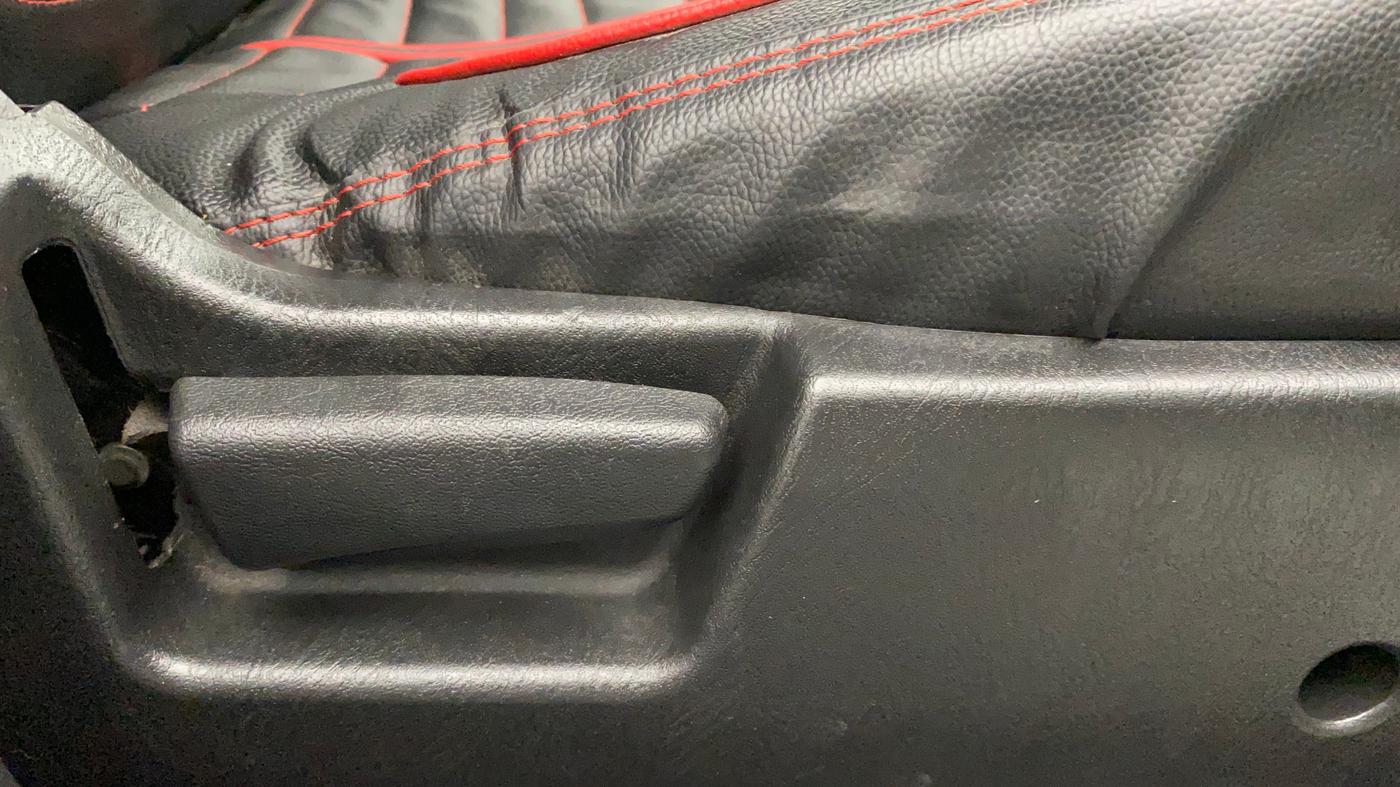 2021 Maruti Alto VXI PLUS, Petrol, Manual, 31,117 km, Driver Side Adjustment Panel