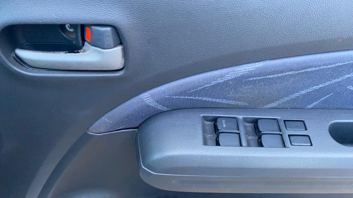 2012 Maruti Ritz VXI, CNG, Manual, 65,573 km, Driver Side Door Panels Control