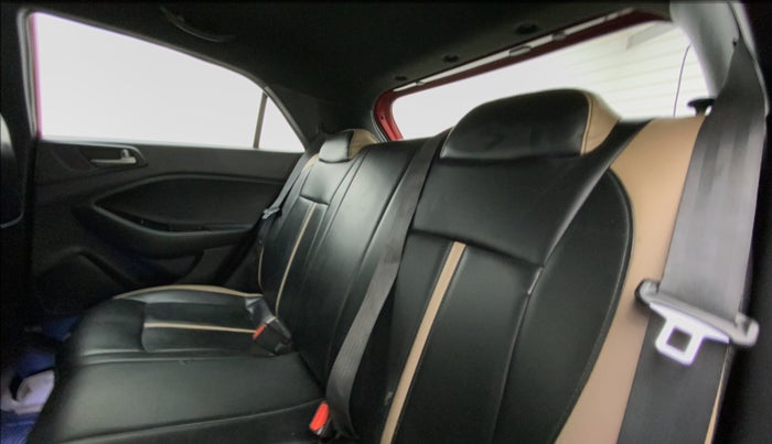 2015 Hyundai i20 Active 1.4 S, Diesel, Manual, 62,884 km, Right Side Rear Door Cabin