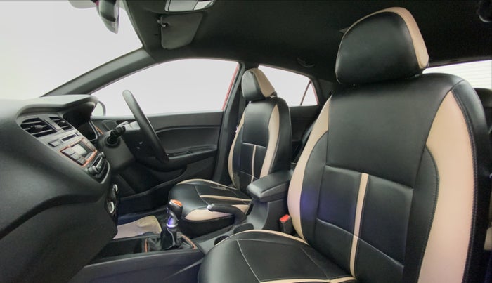 2015 Hyundai i20 Active 1.4 S, Diesel, Manual, 62,884 km, Right Side Front Door Cabin