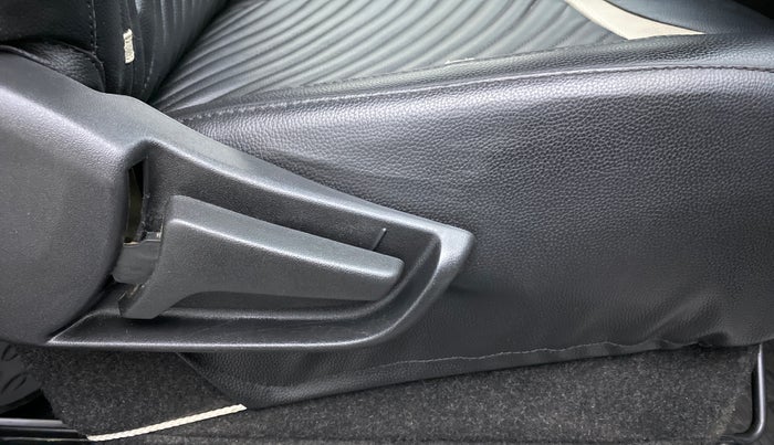 2020 Maruti S PRESSO VXI PLUS, Petrol, Manual, 35,454 km, Driver Side Adjustment Panel