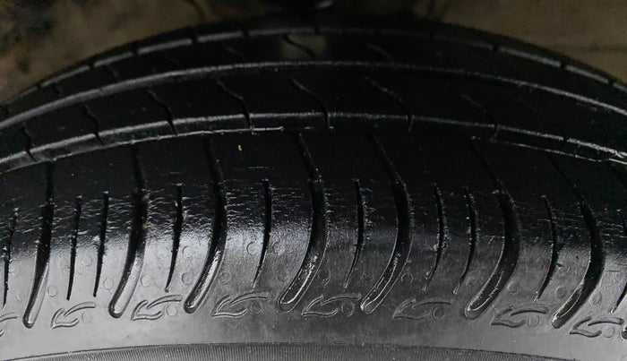 2020 Maruti S PRESSO VXI PLUS, Petrol, Manual, 35,454 km, Right Front Tyre Tread