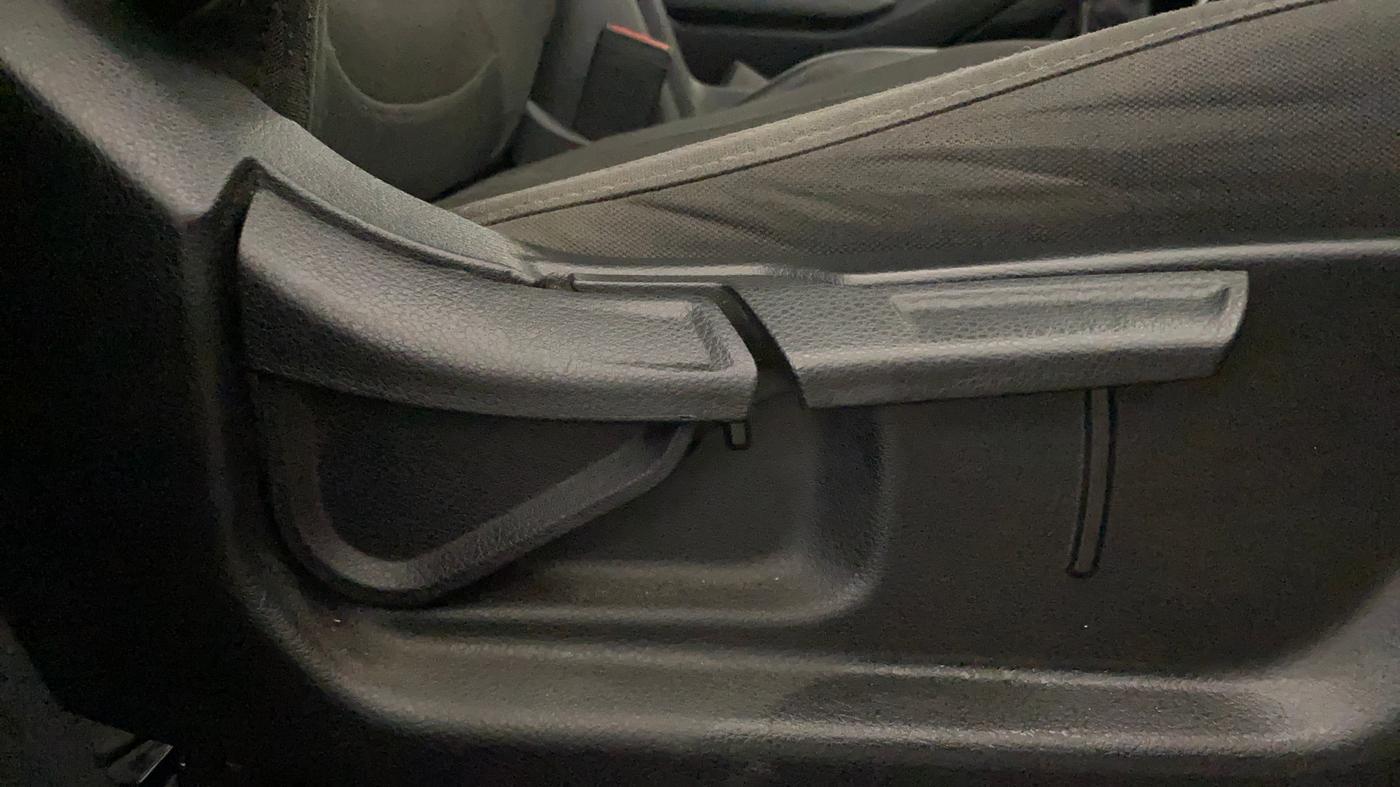 2020 KIA SELTOS HTK PLUS 1.5, Petrol, Manual, 50 km, Driver Side Adjustment Panel