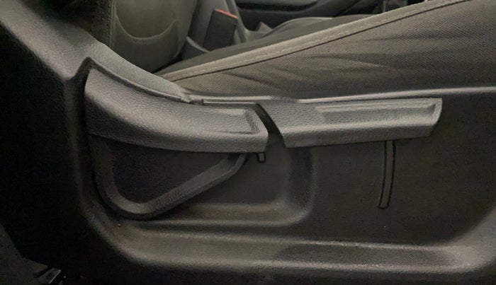 2020 KIA SELTOS HTK PLUS 1.5, Petrol, Manual, 96,978 km, Driver Side Adjustment Panel