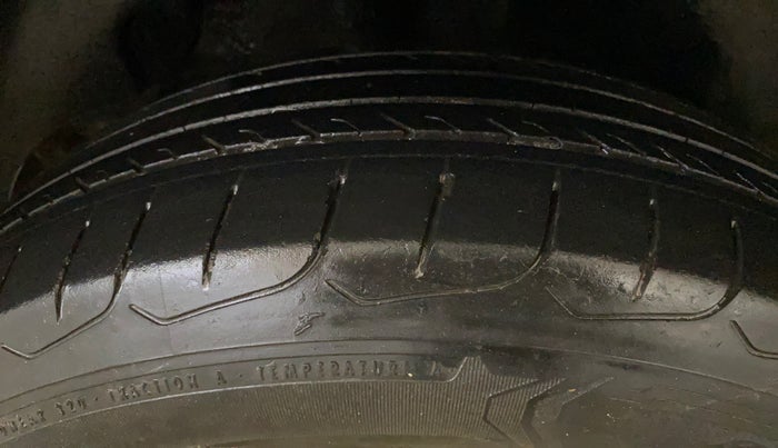 2020 KIA SELTOS HTK PLUS 1.5, Petrol, Manual, 96,978 km, Right Rear Tyre Tread