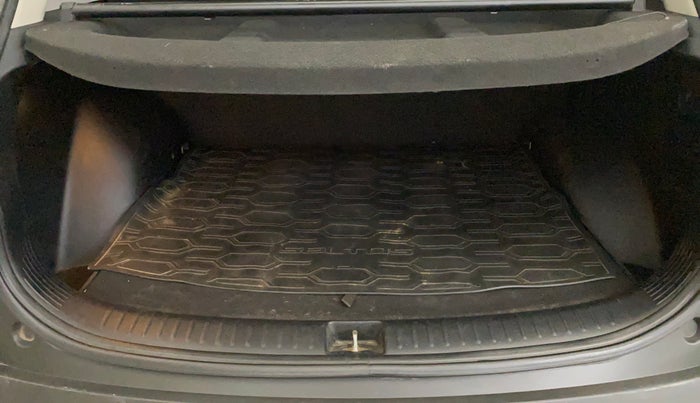 2020 KIA SELTOS HTK PLUS 1.5, Petrol, Manual, 96,978 km, Boot Inside