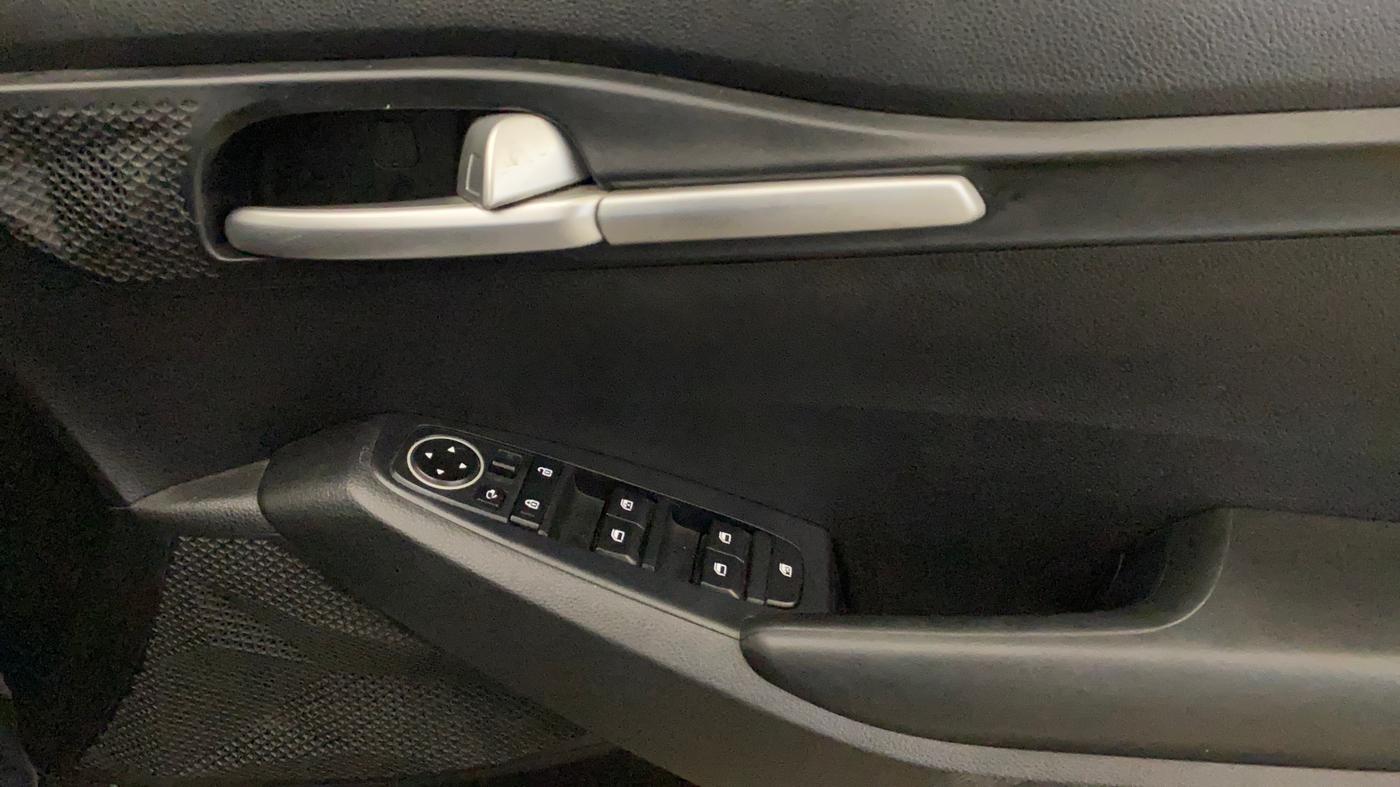 2020 KIA SELTOS HTK PLUS 1.5, Petrol, Manual, 50 km, Driver Side Door Panels Control
