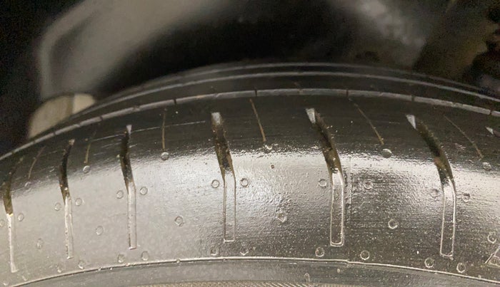 2021 Hyundai Creta EX 1.5 PETROL, Petrol, Manual, 29,363 km, Left Rear Tyre Tread