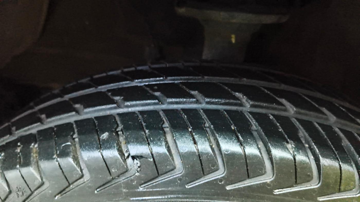 2024 Maruti Alto K10 VXI PLUS, Petrol, Manual, 40,481 km, Left Front Tyre Tread