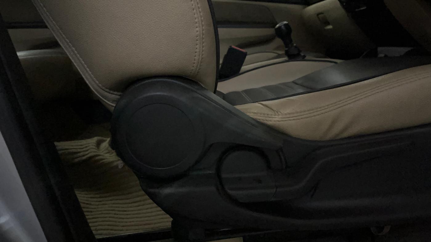 2019 Honda Amaze 1.5L I-DTEC S, Diesel, Manual, 91,818 km, Driver Side Adjustment Panel