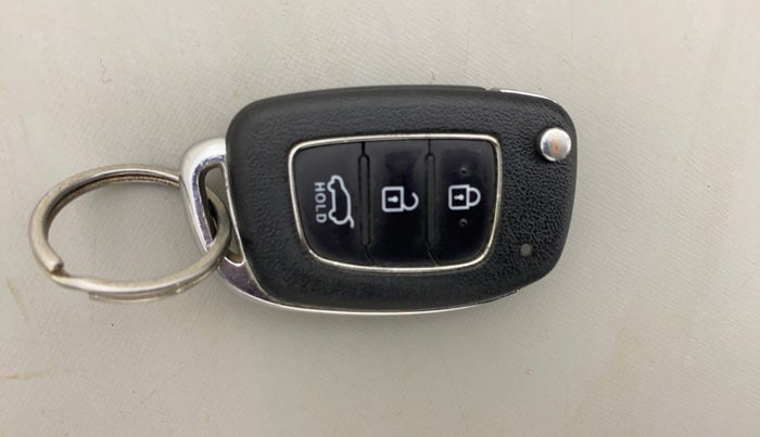 2016 Hyundai Creta BASE 1.6 PETROL, Petrol, Manual, 40,574 km, Key Close Up