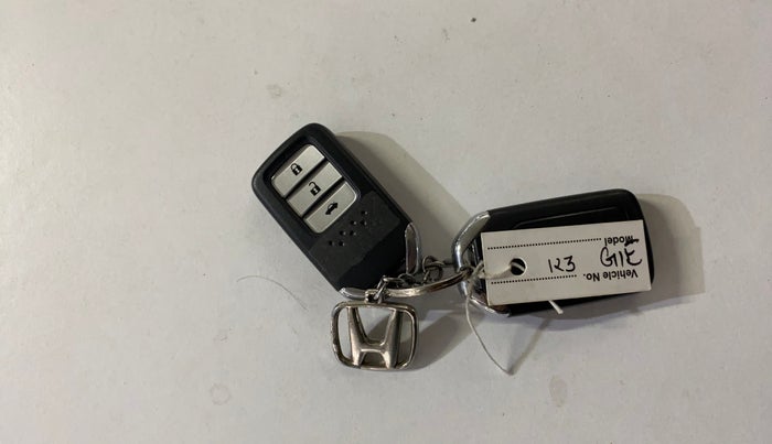 2019 Honda City 1.5L I-VTE V CVT, Petrol, Automatic, 99,677 km, Key Close Up