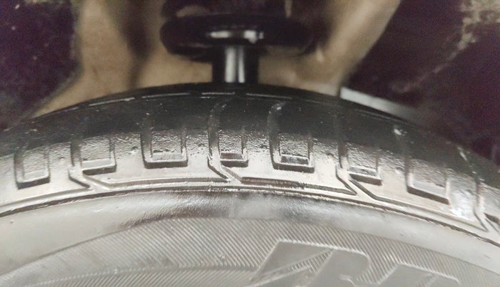 2020 MG HECTOR PLUS SMART 2.0 DIESEL TURBO MT 6-STR, Diesel, Manual, 93,070 km, Right Front Tyre Tread